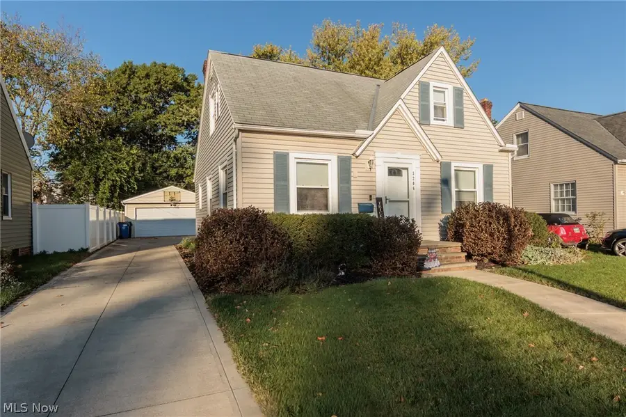 3206 W 138th Street, Cleveland, OH 44111 - #2
