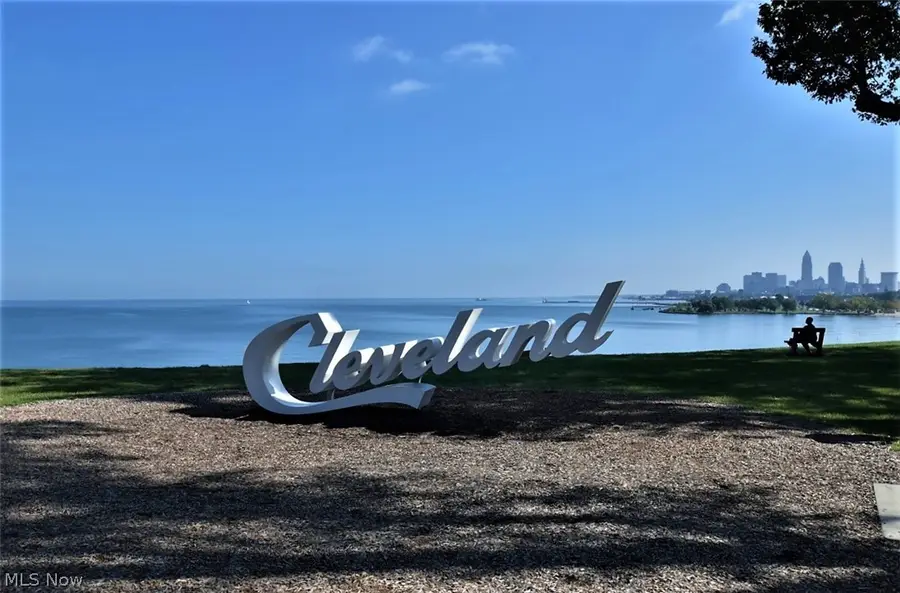 11609 Lake Avenue, Cleveland, OH 44102 - #2