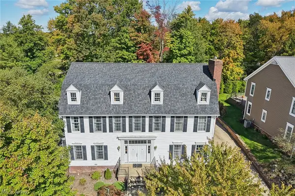 107 Blackberry Drive, Hudson, OH 44236