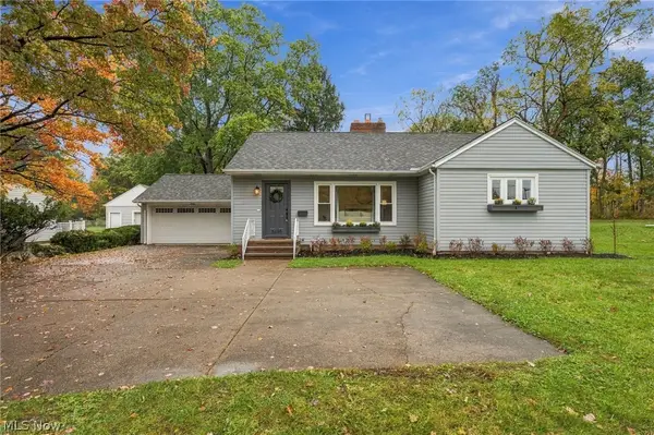 5695 W 220th Street, Fairview Park, OH 44126