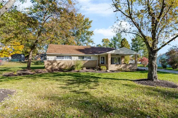 1637 Ridgewood Court, Twinsburg, OH 44087