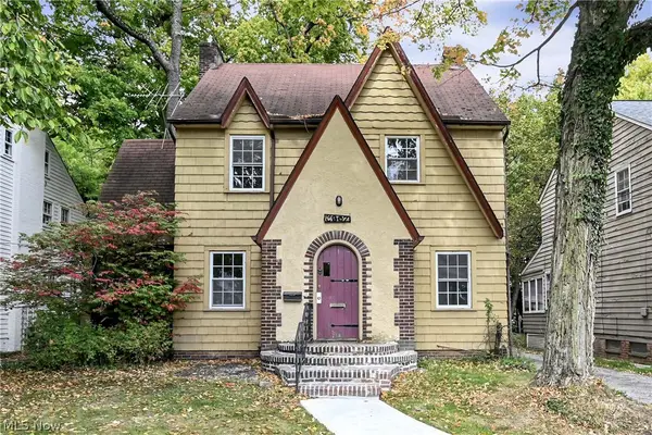 3967 Bluestone Road, Cleveland Heights, OH 44121