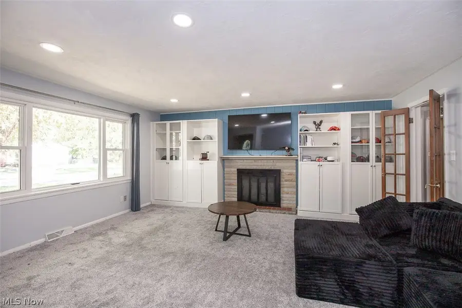 537 Randall Road, Elyria, OH 44035 - #3
