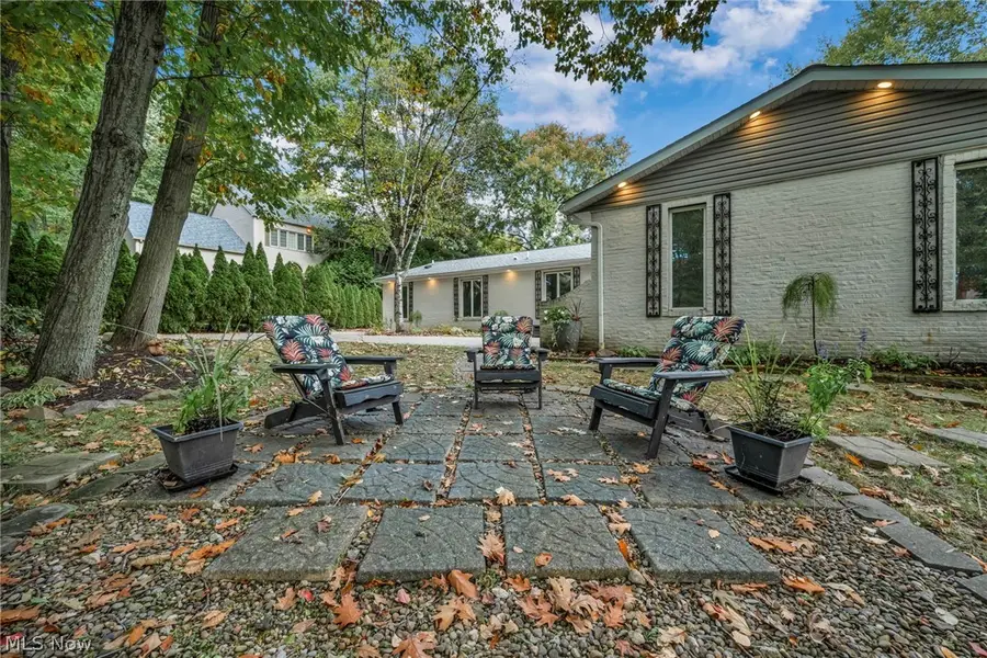 513 Somerset Road, Akron, OH 44313 - #3