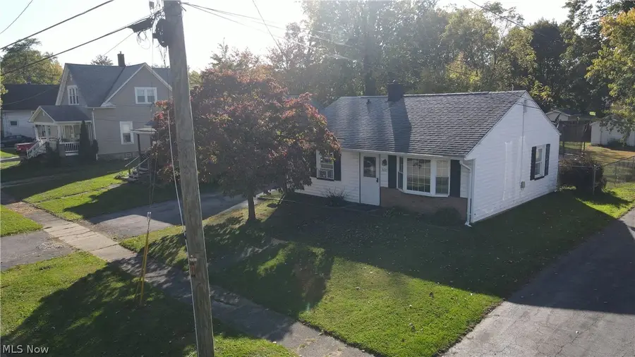 1025 Thayer Avenue, Ashtabula, OH 44004 - #2
