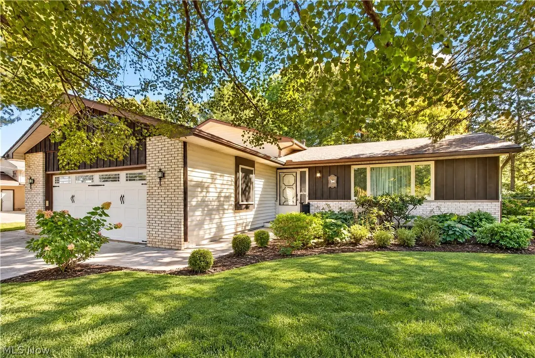 6655 Allandale Drive, Amherst, OH 44001 - #1