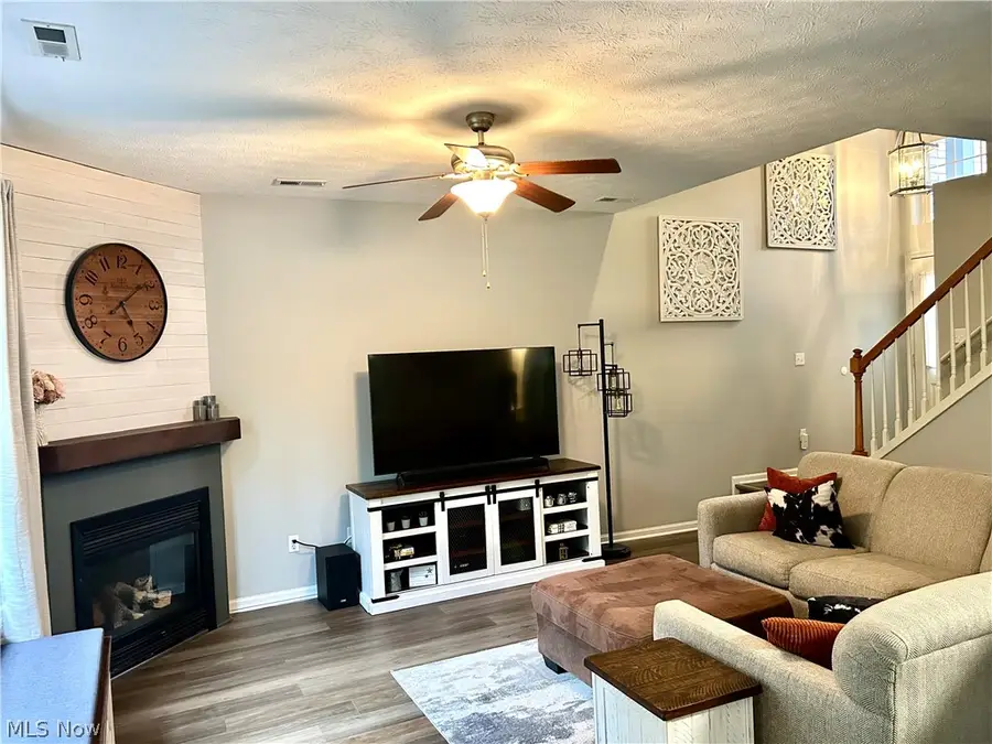 1434 South Yorkshire Drive, Broadview Heights, OH 44147 - #3