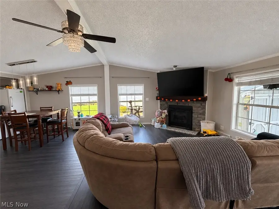 221 Gull Drive, Elyria, OH 44035 - #3
