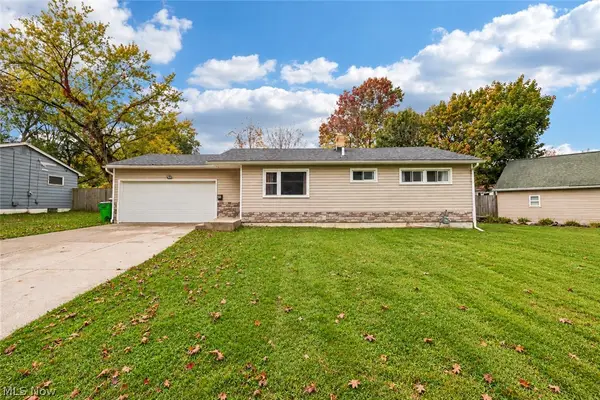 30 Taylor Road, Barberton, OH 44203