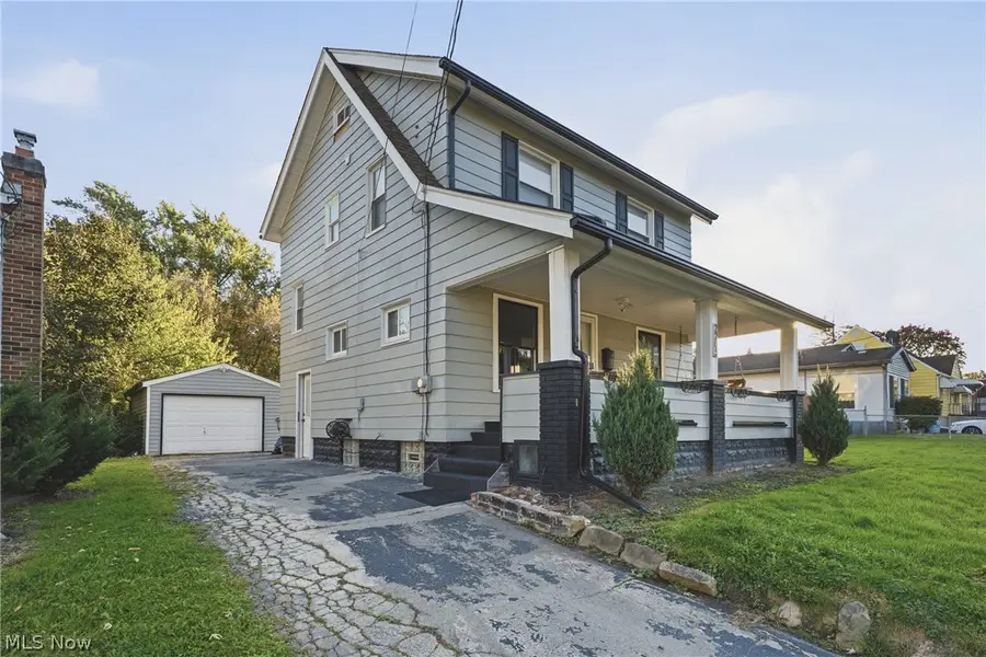 2205 Burbank Avenue, Youngstown, OH 44509 - #3