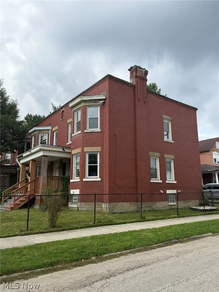 2082 W 98th Street, Cleveland, OH 44102 - #2