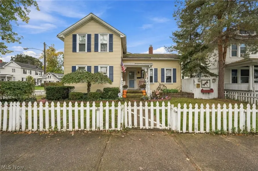 286 S Saint Clair Street, Painesville, OH 44077 - #3
