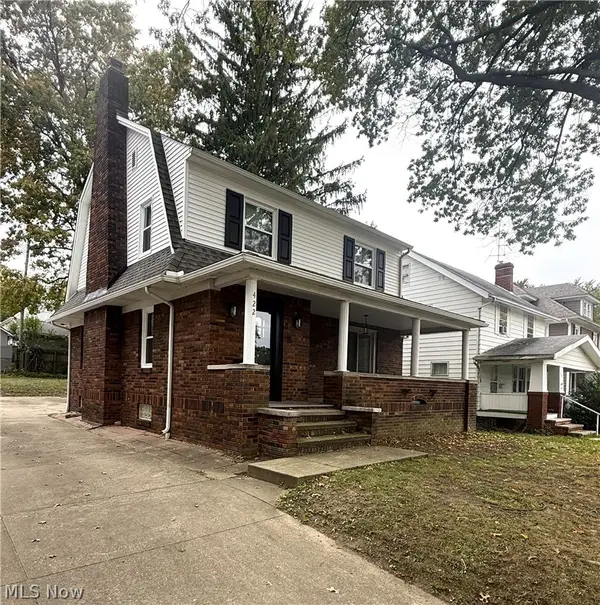 422 N Firestone Boulevard, Akron, OH 44301
