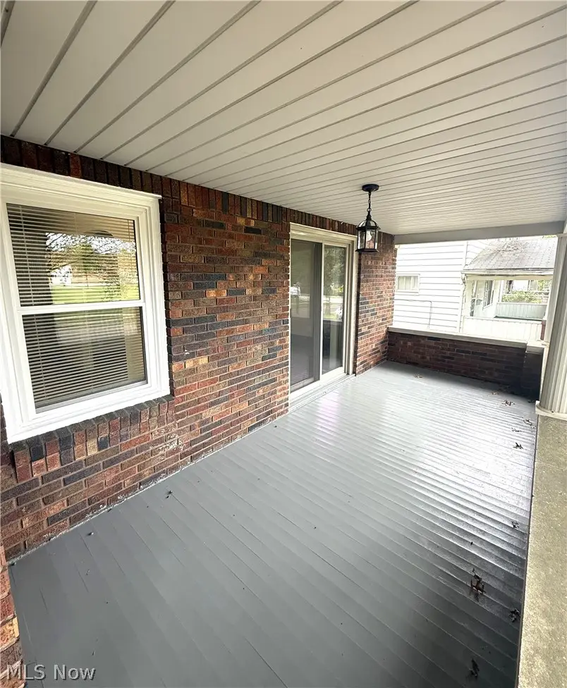 422 N Firestone Boulevard, Akron, OH 44301 - #3