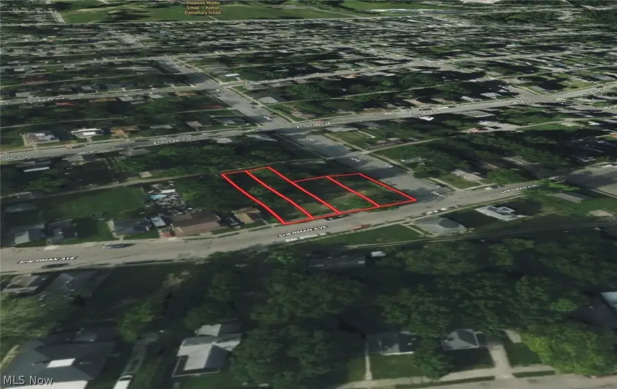 406 Sherman Avenue, Springfield, OH 45503 - #3