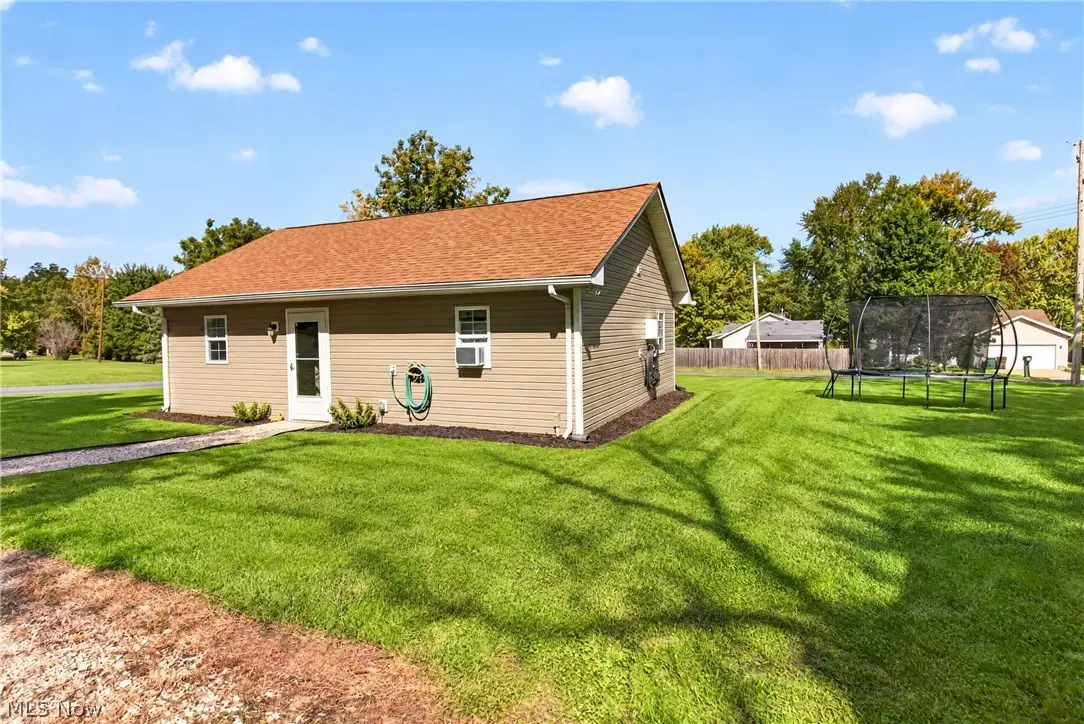 6195 Ethel Avenue, Elyria, OH 44035 - #1