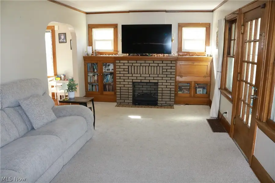 1567 Glenmount Avenue, Akron, OH 44301 - #2