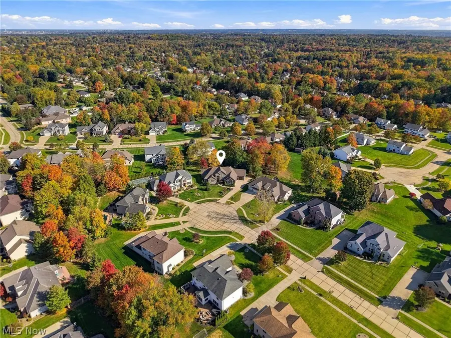 10219 N Red Oak Drive, North Royalton, OH 44133 - #2