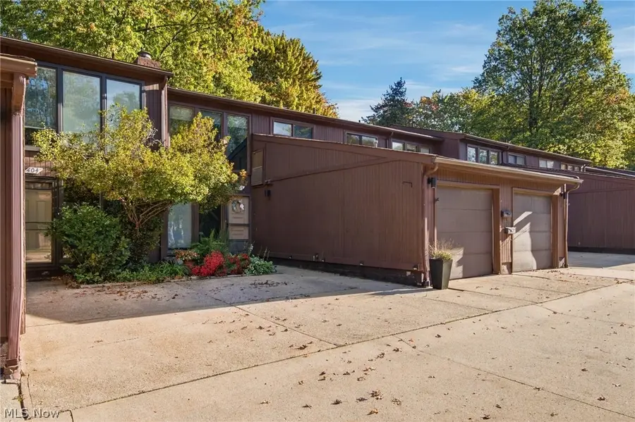 5570 Barton Road #405, North Olmsted, OH 44070 - #2