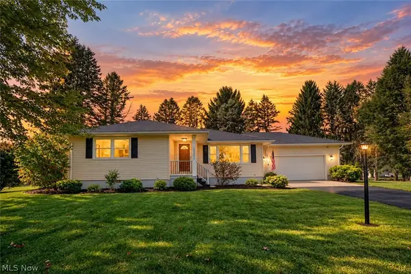 13351 Parkview Nw Avenue, Uniontown, OH 44685