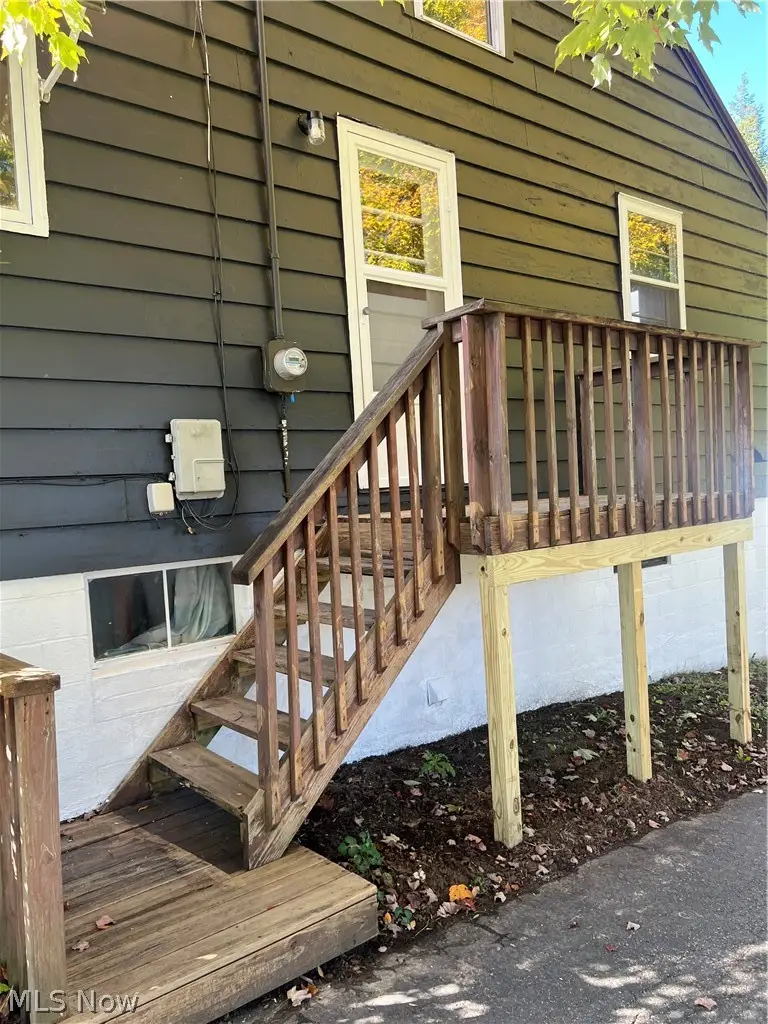 554 E Taggart Street, East Palestine, OH 44413 - #3