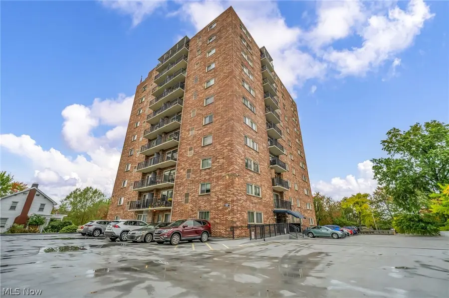 15555 Hilliard Road #304, Lakewood, OH 44107 - #2
