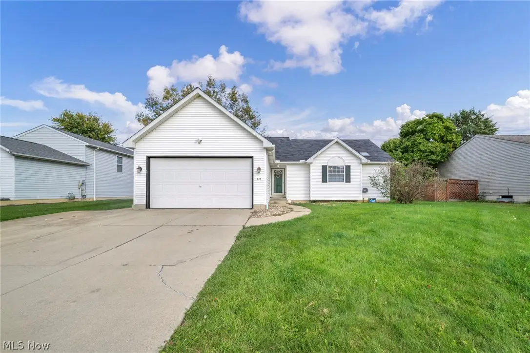 318 Sandpiper Avenue, Elyria, OH 44035 - #1
