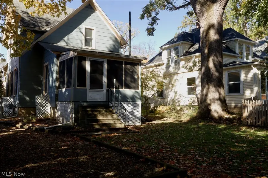25 N Park Street, Oberlin, OH 44074 - #2