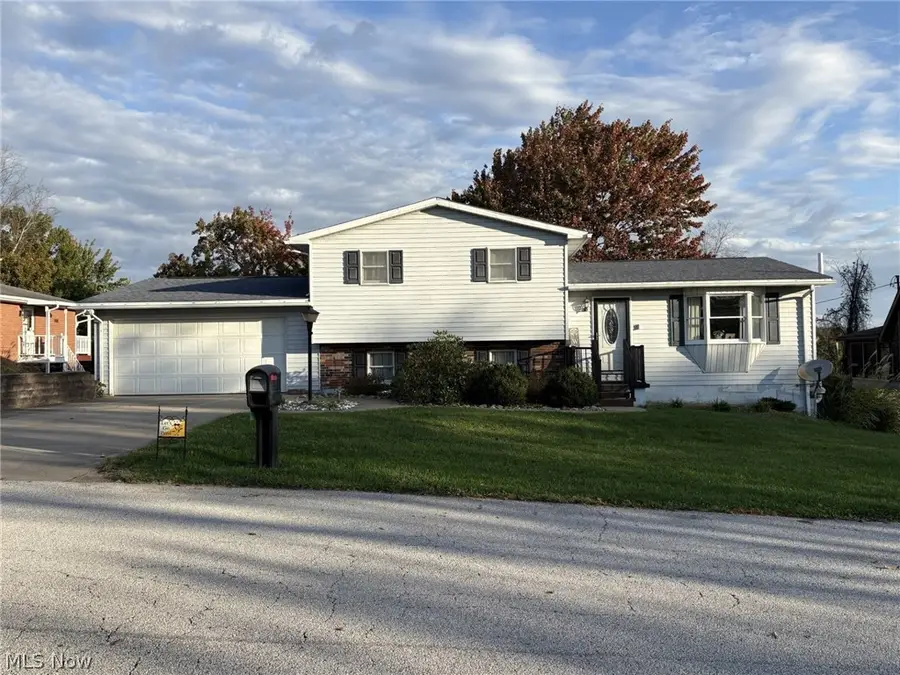 202 Sarah Boulevard, Toronto, OH 43964 - #3