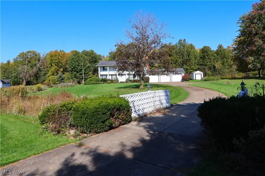 108 Country Place, Grafton, OH 44044 - #3