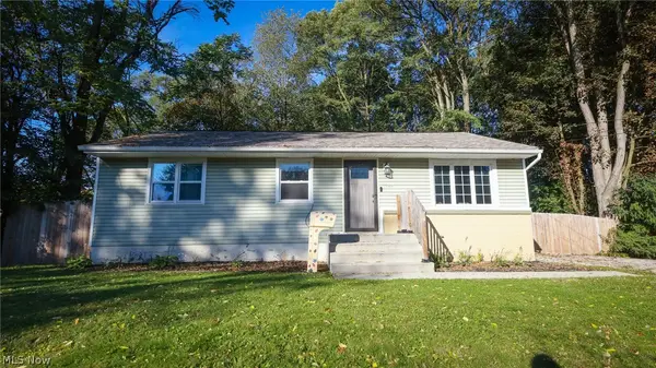 1344 Pontiac Avenue, Akron, OH 44307