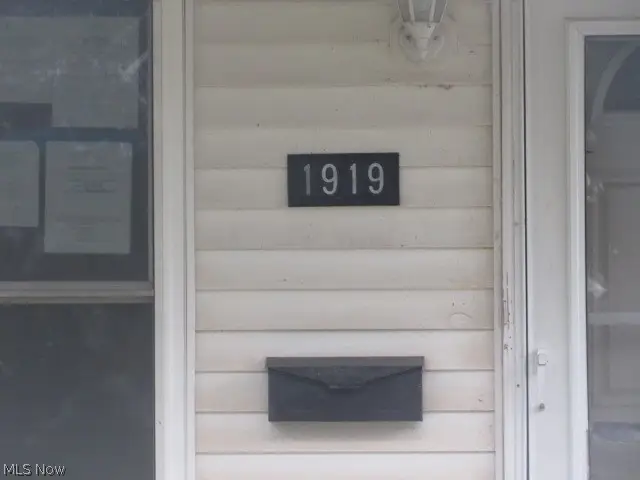 1919 E 36th Street, Lorain, OH 44055 - #2