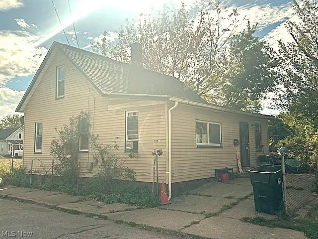 3304 W 34th Street, Cleveland, OH 44109 - #2