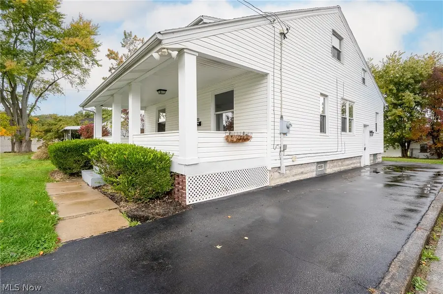 1518 Wakefield Avenue, Youngstown, OH 44514 - #3