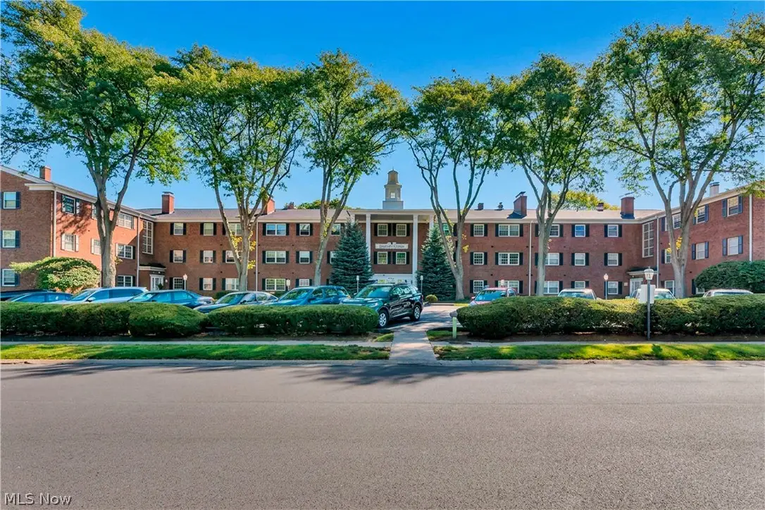 2885 Pease Drive #313, Rocky River, OH 44116 - #1