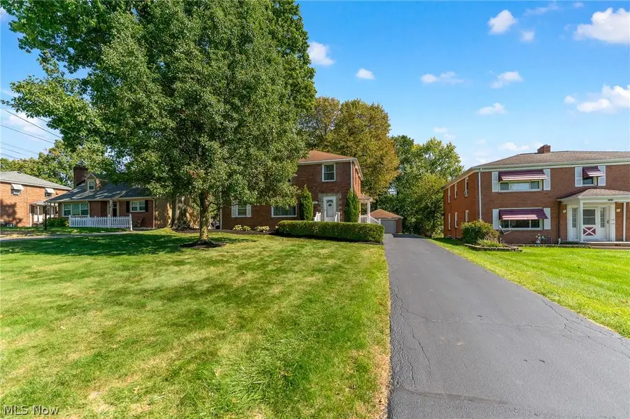 7223 Pennsylvania Avenue, Poland, OH 44514 - #2