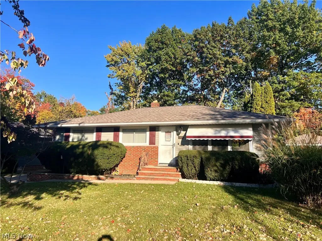 5901 Amrap Drive, Parma Heights, OH 44130 - #1