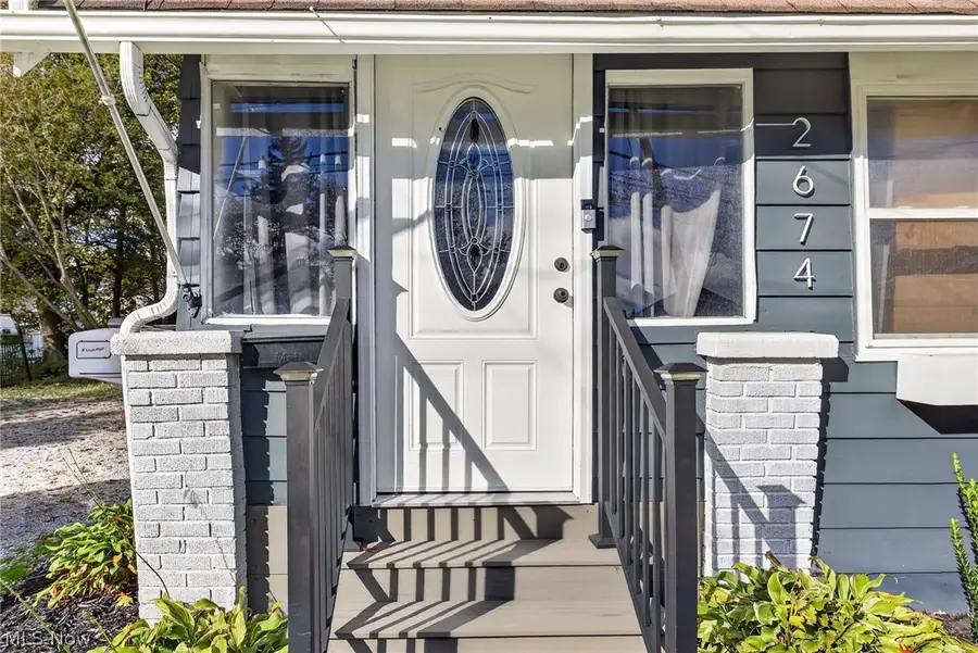 2674 6th Street, Cuyahoga Falls, OH 44221 - #3