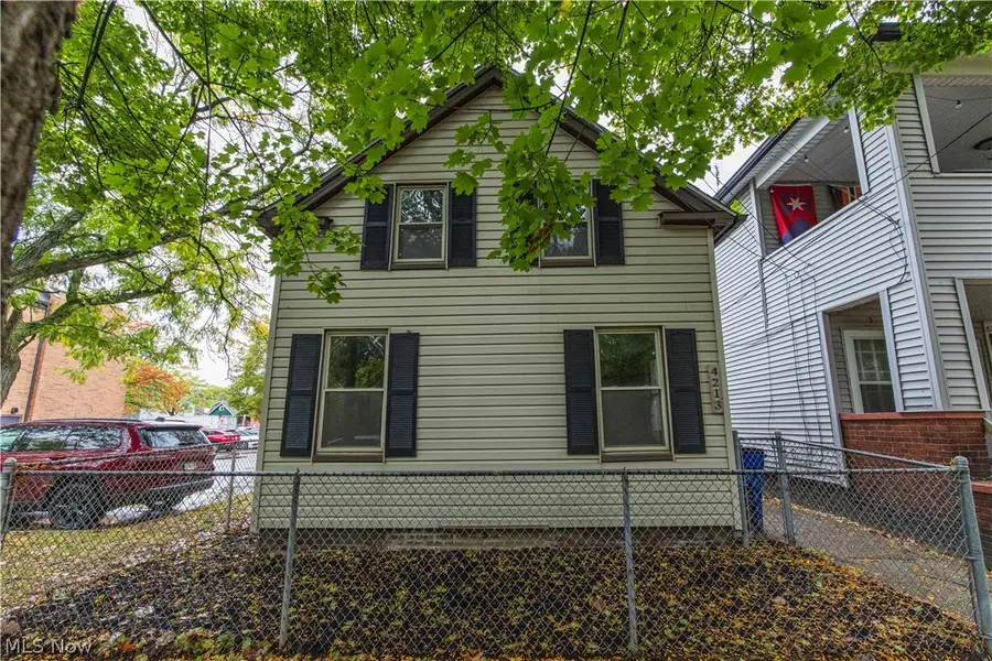 4213 Bridge Avenue, Cleveland, OH 44113 - #2