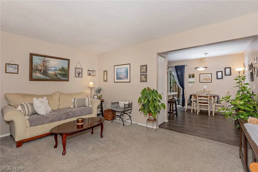 1393 Munroe Falls Avenue, Cuyahoga Falls, OH 44221 - #3