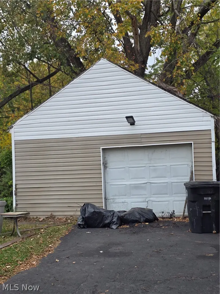 4344 E 144th Street, Cleveland, OH 44128 - #2