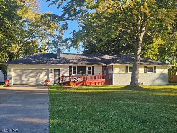 901 Columbia Drive, Amherst, OH 44001