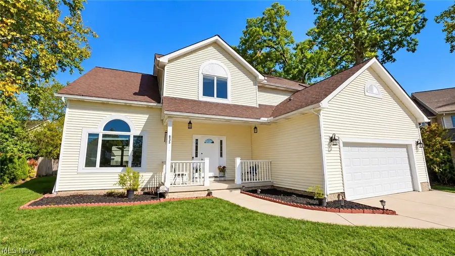 835 Lehigh Avenue, Cuyahoga Falls, OH 44221 - #2