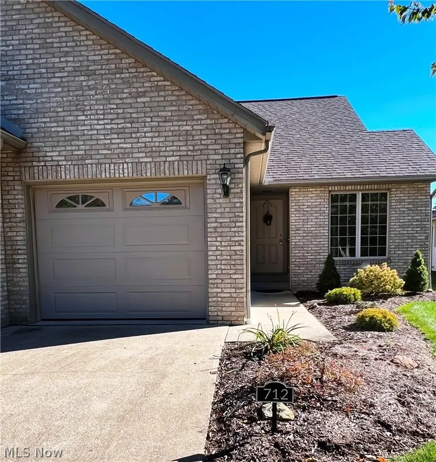 712 Parkview Drive, Dover, OH 44622 - #1