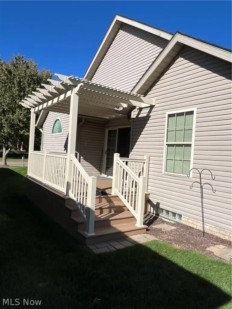712 Parkview Drive, Dover, OH 44622 - #3