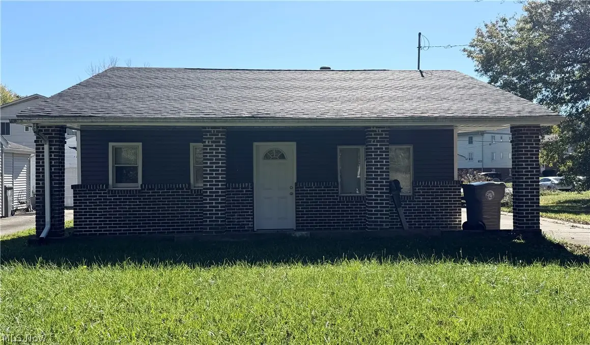3203 Mcguffey Road, Youngstown, OH 44505 - #1