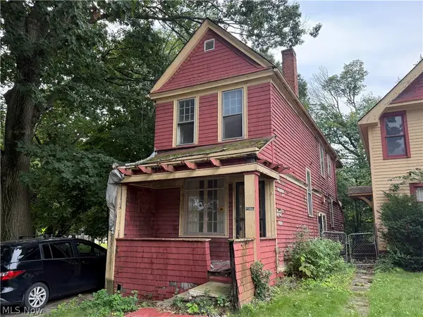 1274 E 100th Street, Cleveland, OH 44108