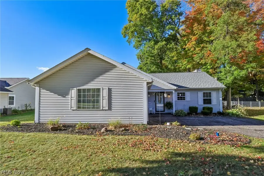 638 Sunset Drive, Madison, OH 44057 - #2