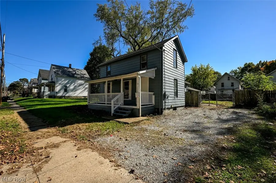 260 E York Street, Akron, OH 44310 - #2