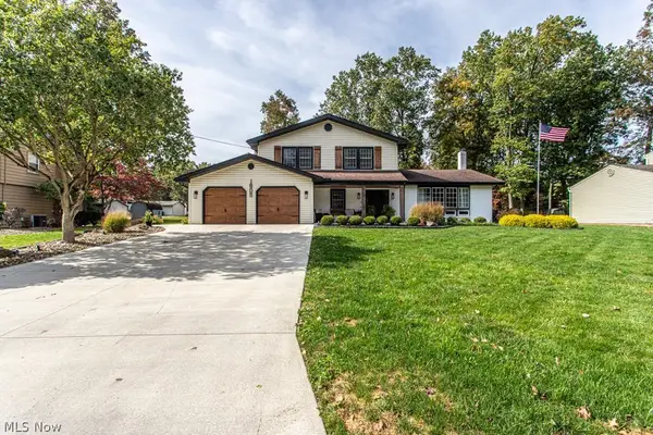 1805 Stonehenge Ne Avenue, Warren, OH 44483